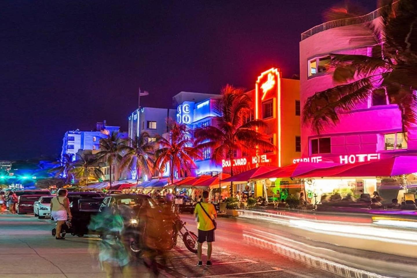 2 Bedroom Apartment 3 Minute Walk To South Beach & Ocean Drive Miami Beach Exterior photo
