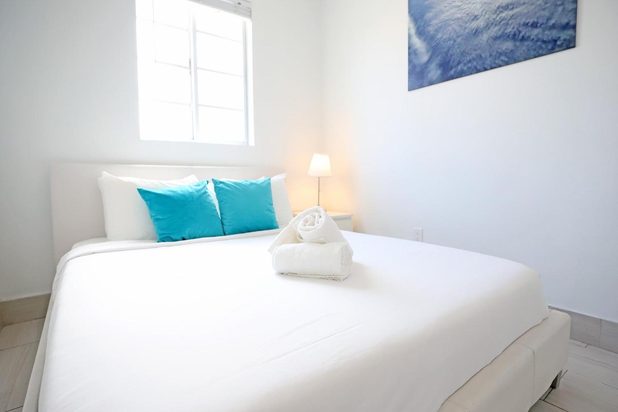2 Bedroom Apartment 3 Minute Walk To South Beach & Ocean Drive Miami Beach Exterior photo