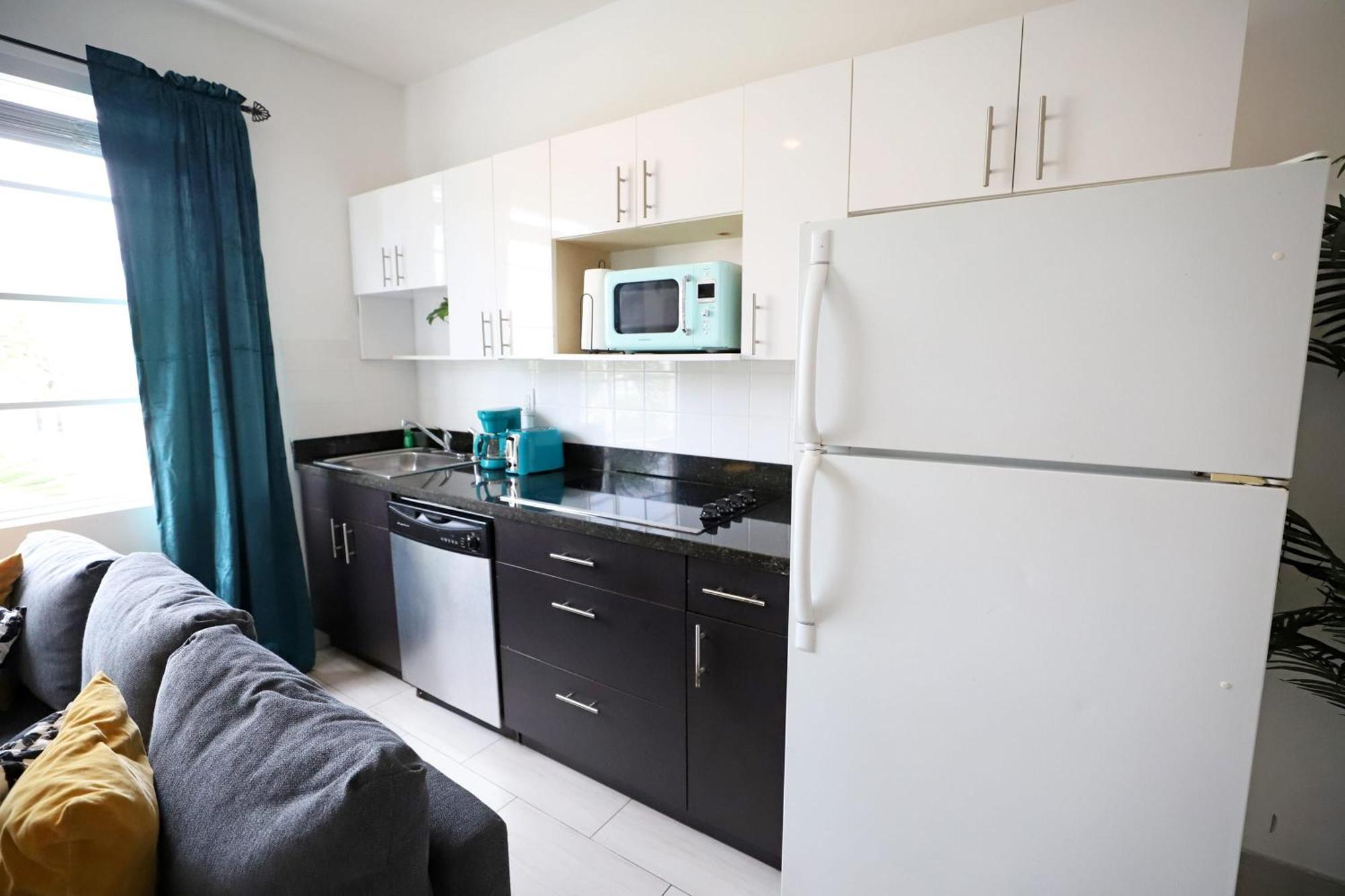 2 Bedroom Apartment 3 Minute Walk To South Beach & Ocean Drive Miami Beach Exterior photo