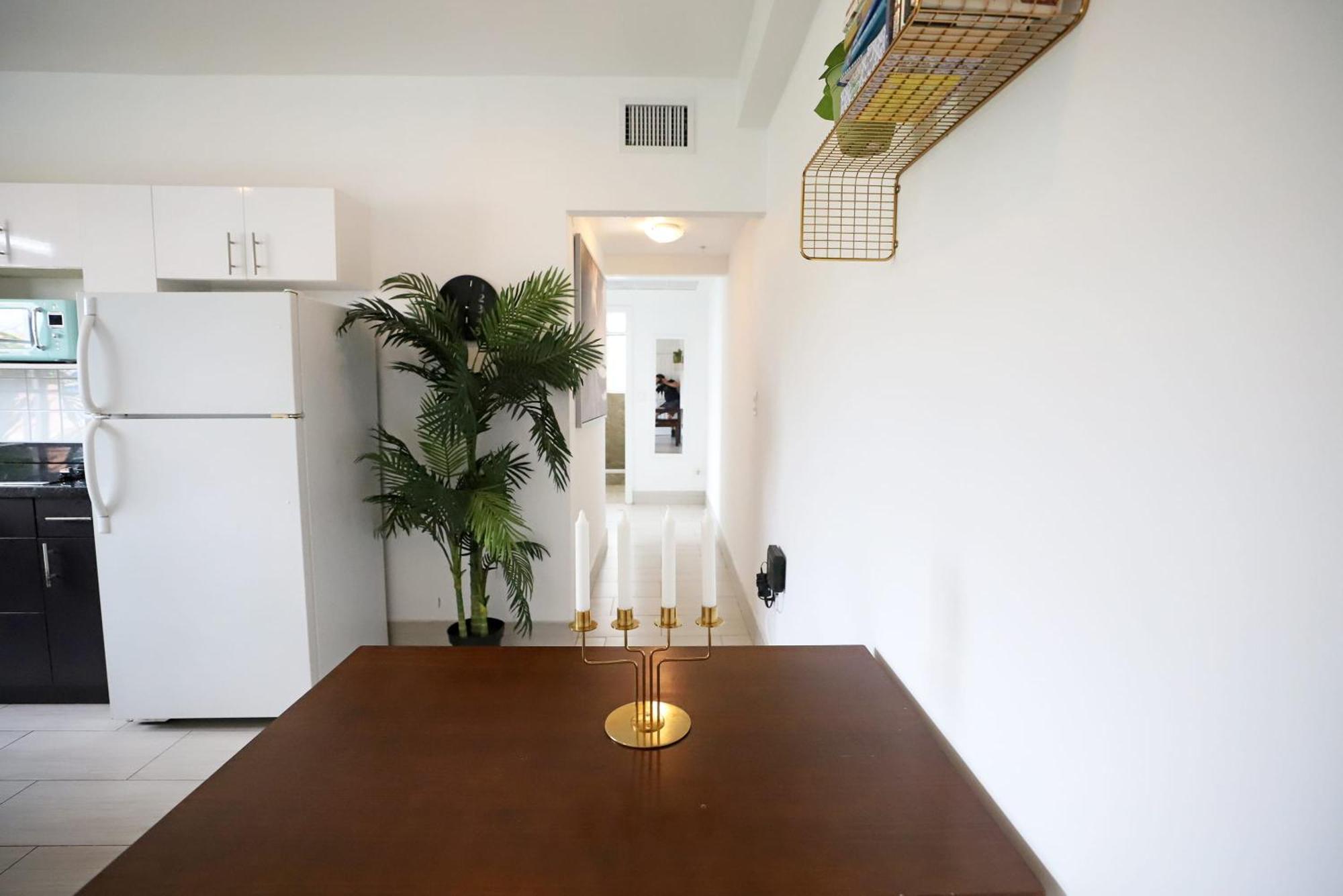 2 Bedroom Apartment 3 Minute Walk To South Beach & Ocean Drive Miami Beach Exterior photo