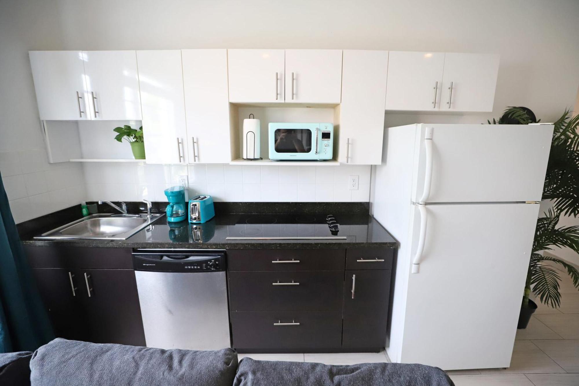 2 Bedroom Apartment 3 Minute Walk To South Beach & Ocean Drive Miami Beach Exterior photo